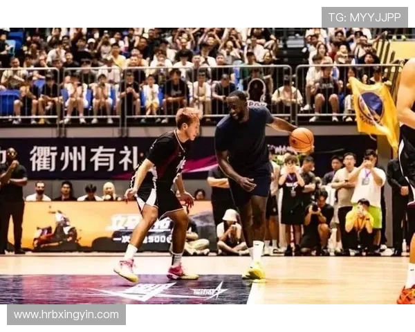 金州勇士队与骑士队巅峰对决再度上演球迷期待激烈较量与精彩瞬间 金州勇士队与骑士队巅峰对决再度上演球迷期待激烈较量与精彩瞬间